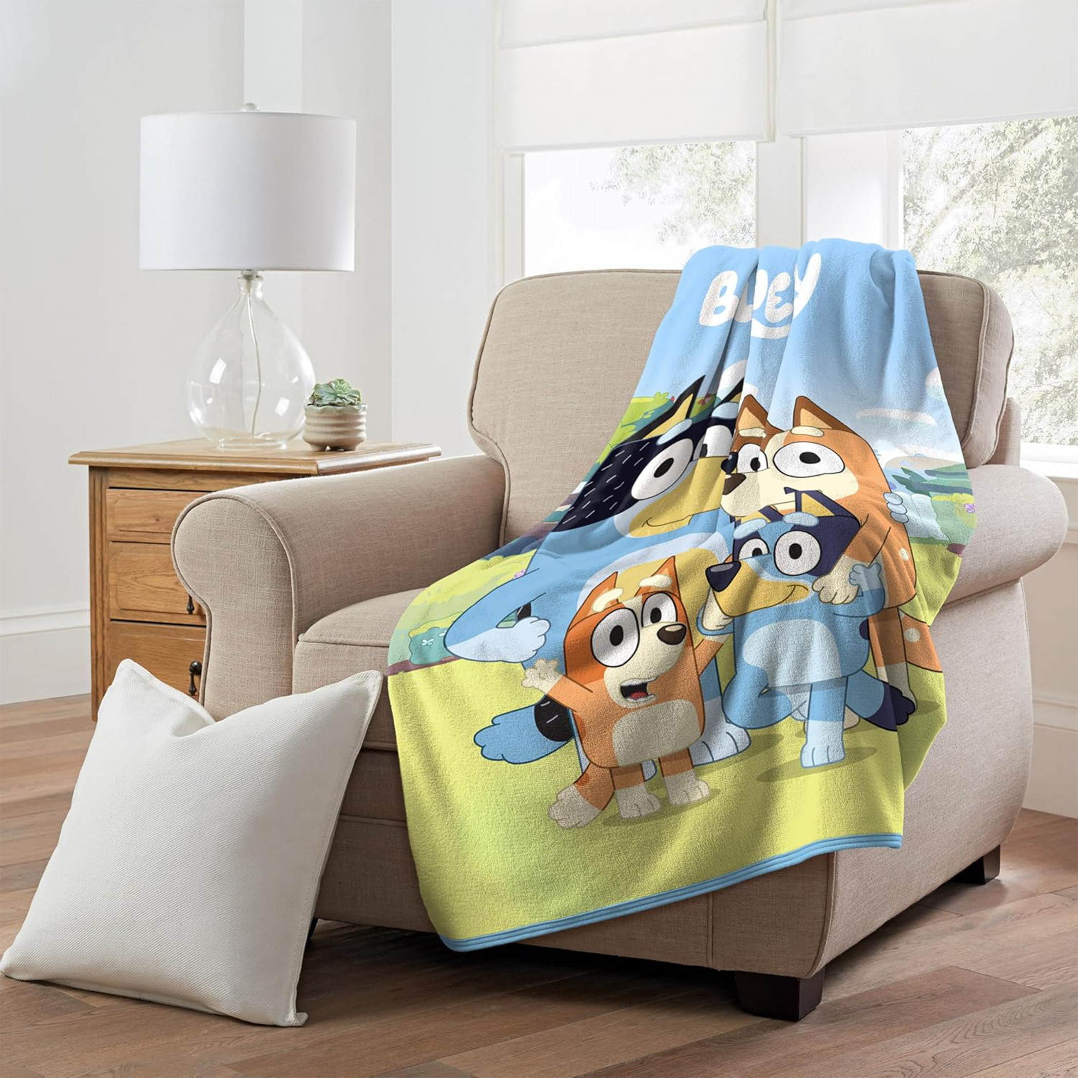 Bluey Family Photo 46" X 60" Throw Blanket